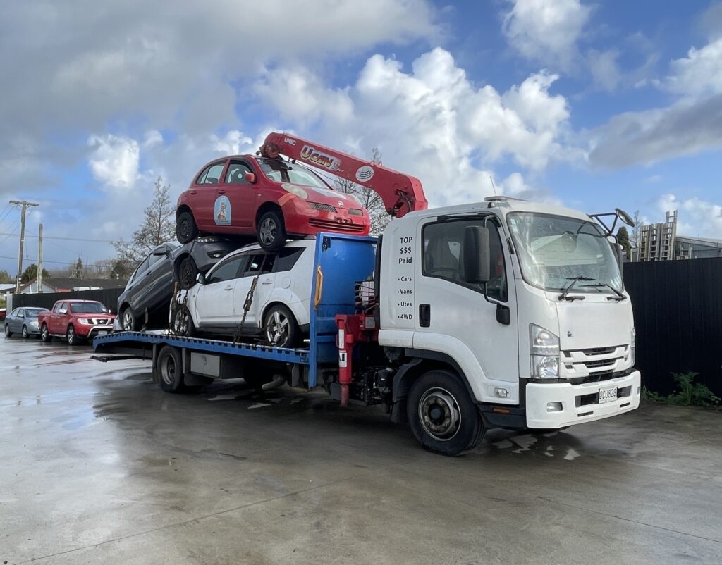 car removal truck